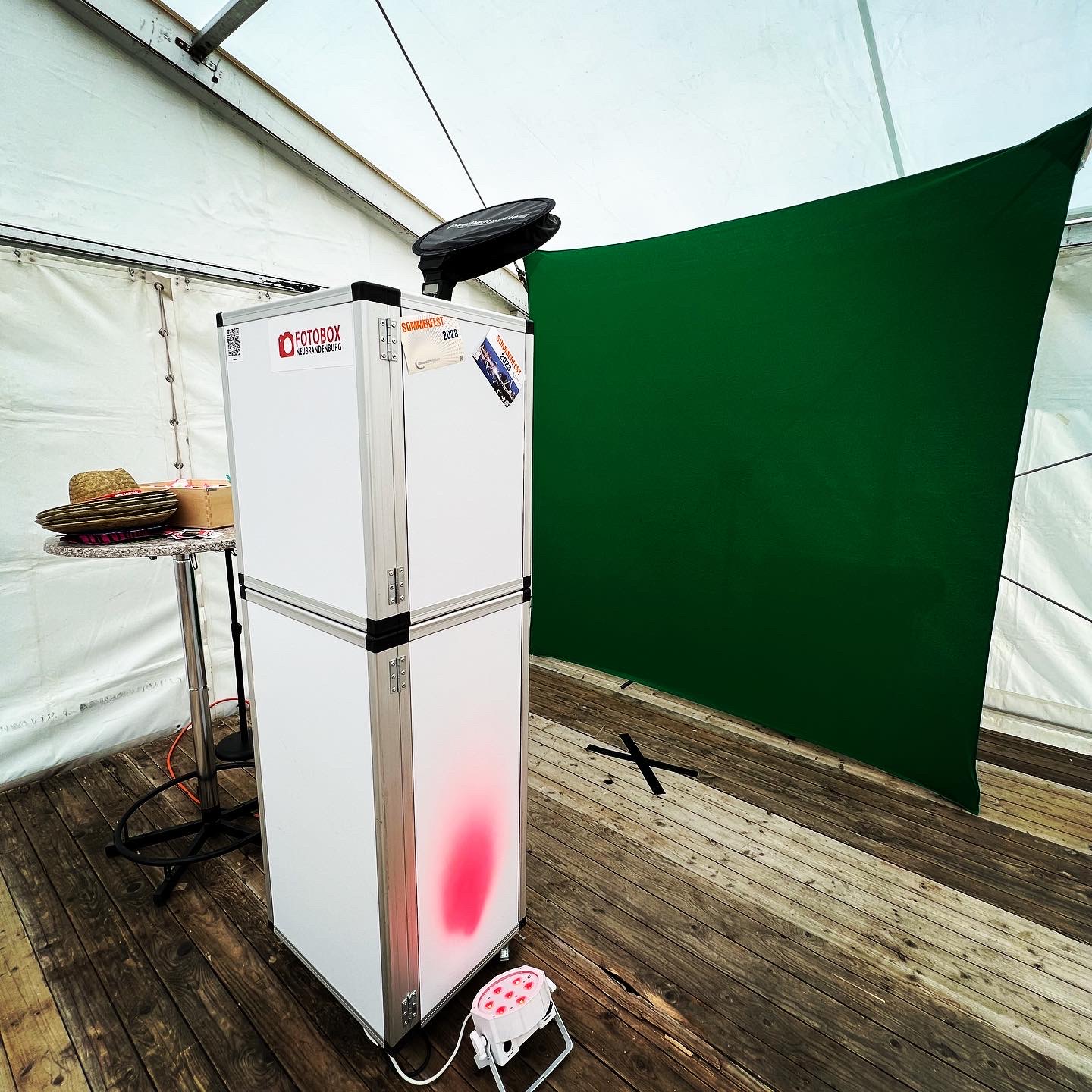 Fotobox Greifswald – Greenscreen beim Sommerfest der Universitätsmedizin Greenscreen-Fotobox beim Sommerfest der Universitätsmedizin in Greifswald