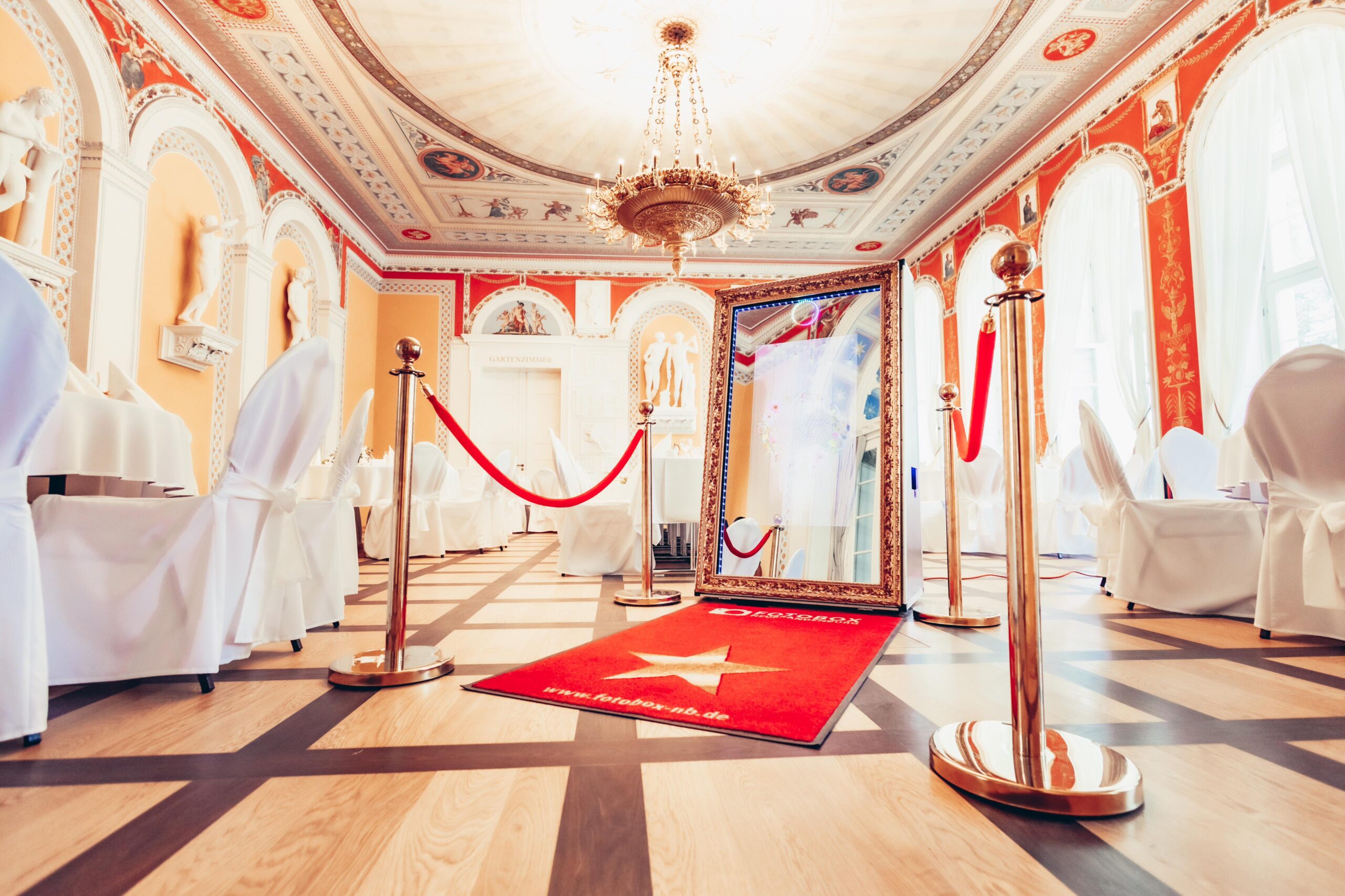 Fotospiegel mieten – Orangerie Neustrelitz | Exklusive Hochzeitserinnerungen