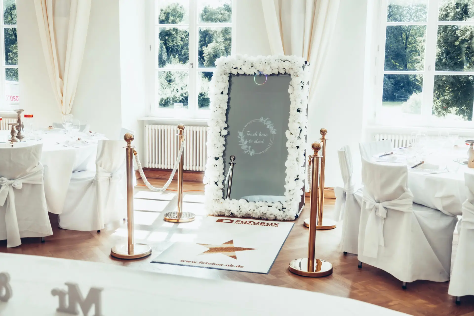 Luxus-Fotospiegel für Ihre Hochzeit – Rahmen in Silber, Weiß, Gold-Barock oder mit Blumen