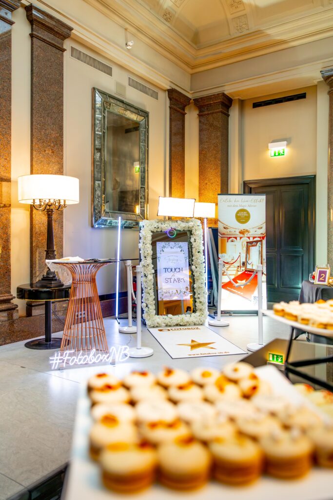 Fotospiegel im Hotel de Rome, Sarah Linow