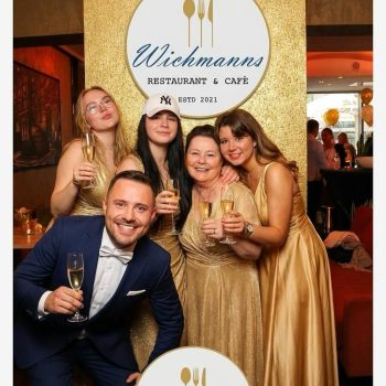 AI photo booth at Messe Berlin – digital backgrounds & branding