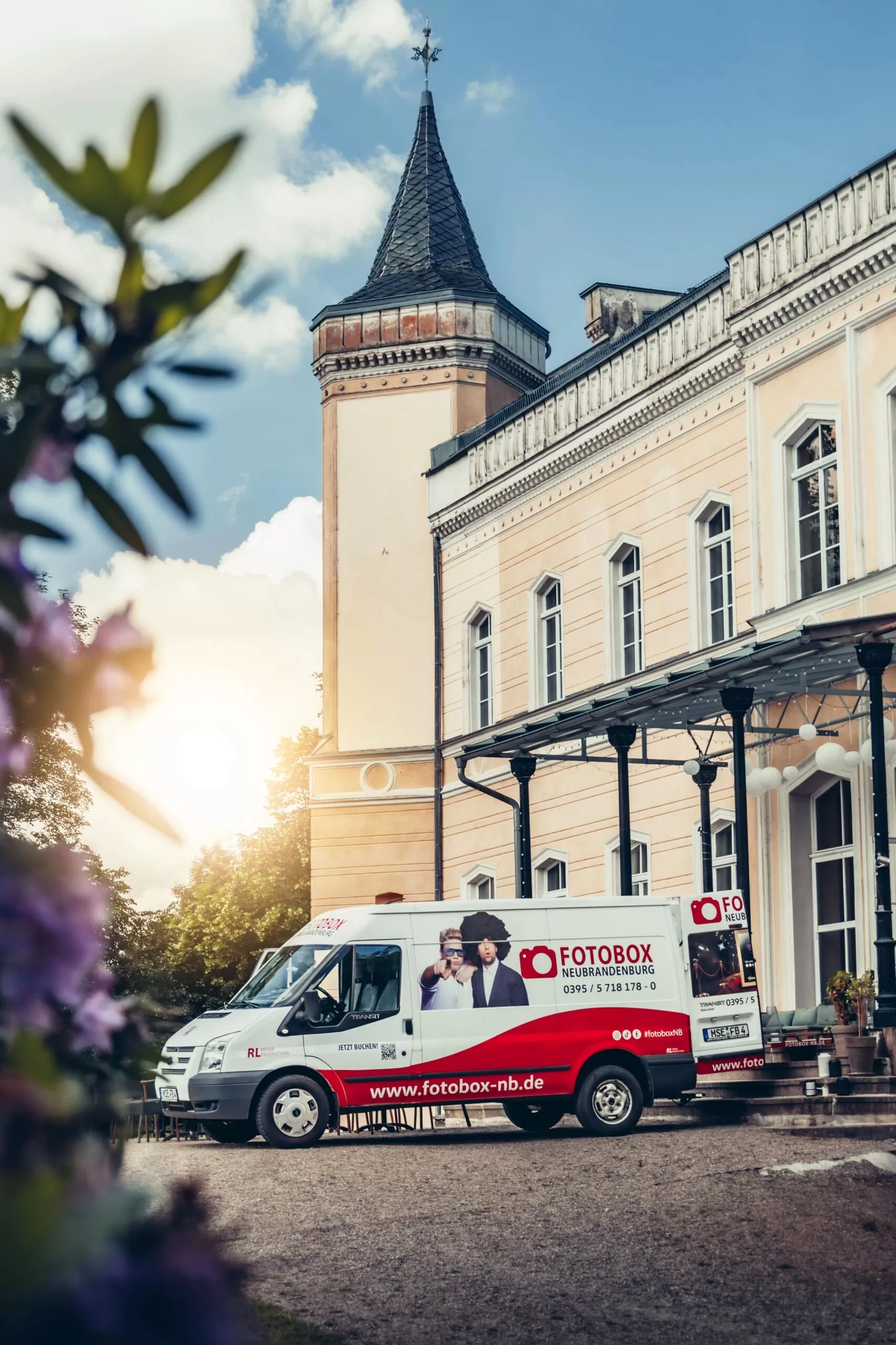Fotobox mit Aufbau und Betreuung